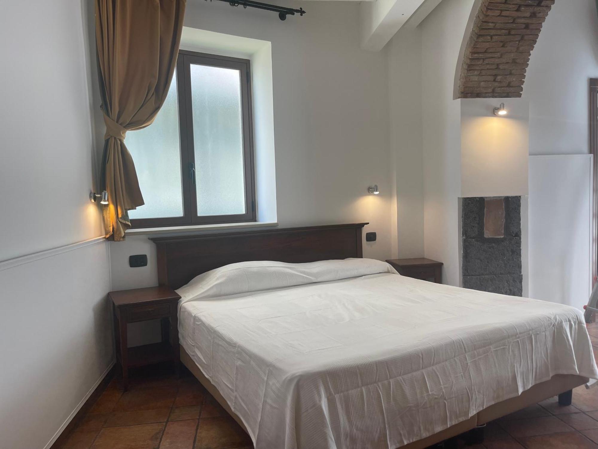 Hotel Capomulini 3 Stelle Acireale Exteriör bild